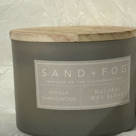 Sand + Fog Other - Gray Candle with Wooden Lid